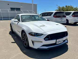 2022 Ford Mustang