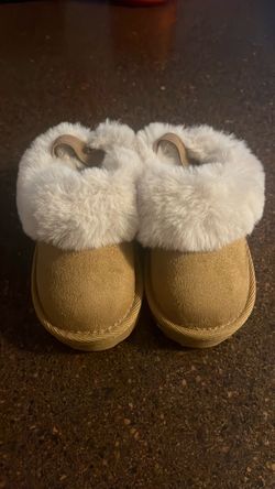 Children’s place slip on
