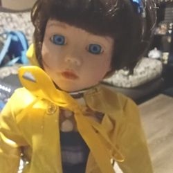 Collection Porcelain Dolls