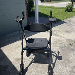 OasisSpace Rollator Heavy Duty Rolling Walker with seat and Storage 