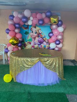 Rapunzel party decor