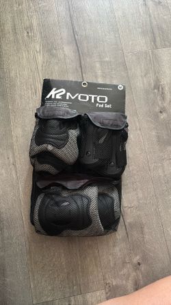 Wrist guards, knees and elbow pads new