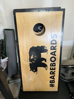 Custom Cornhole Board