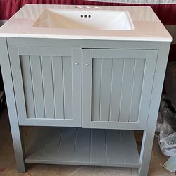  30 Inch New Vanity With Top
