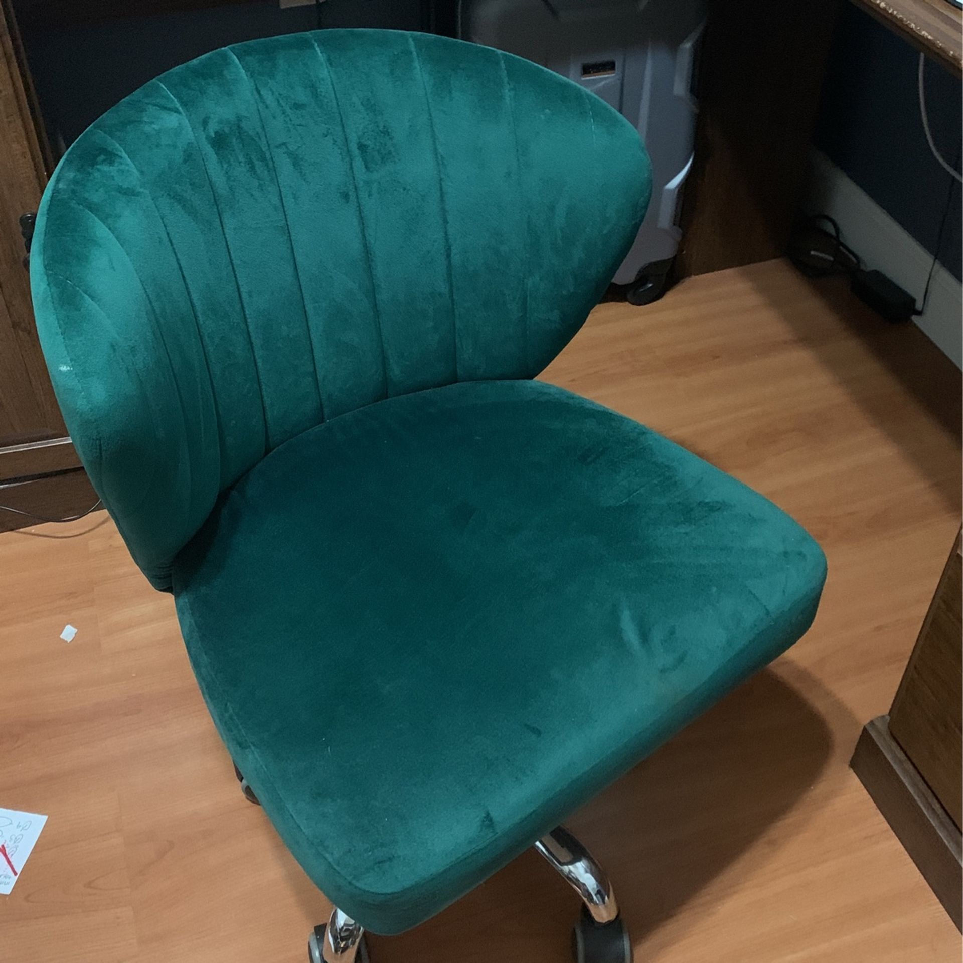 Velvet Green rolling Chair