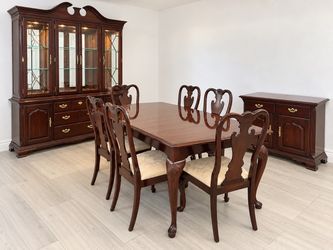 Thomasville 10 piece brown wood six chair dining table set
