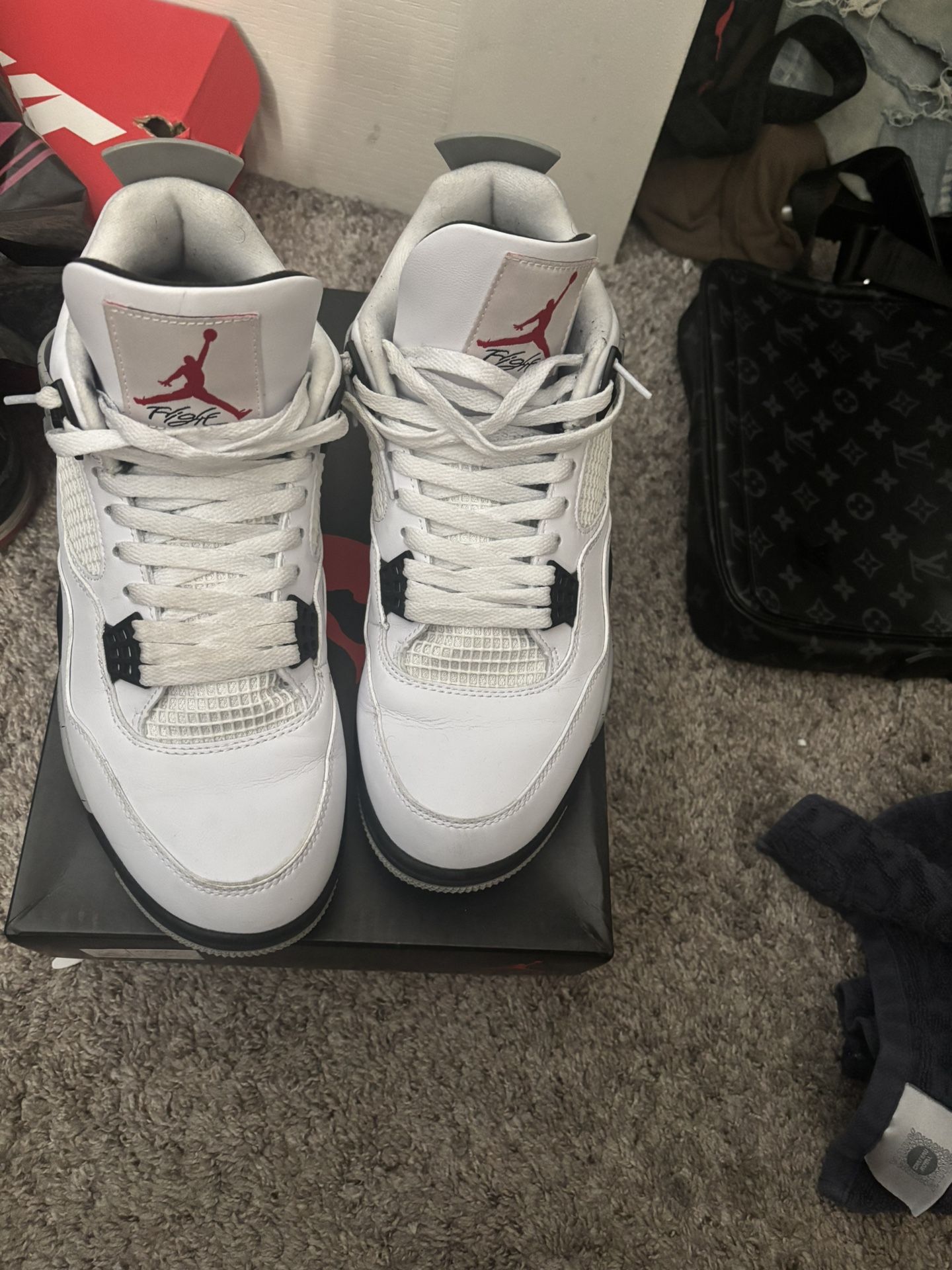 Jordan Retro 4 White Cement