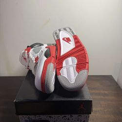 Jordan 4 Fire Red