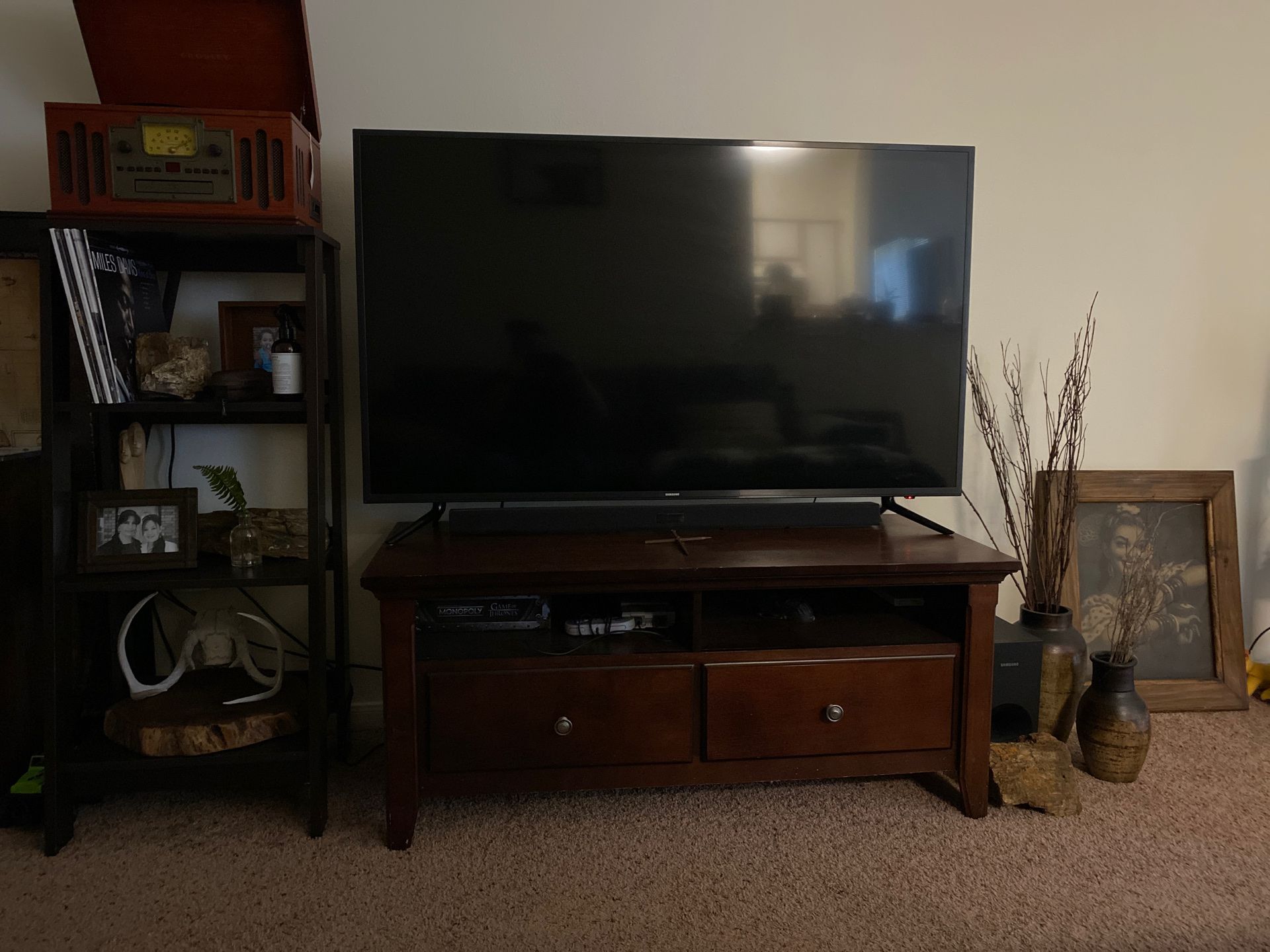 Wooden TV Stand With Storage Space And 2 Drawers