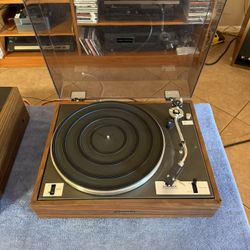 Vintage Pioneer PL-10 Turntable - Classic Vinyl Experience!