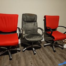 Desk Chairs 