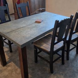 Dining Table / 4 Chairs Delivery 🚚  Included