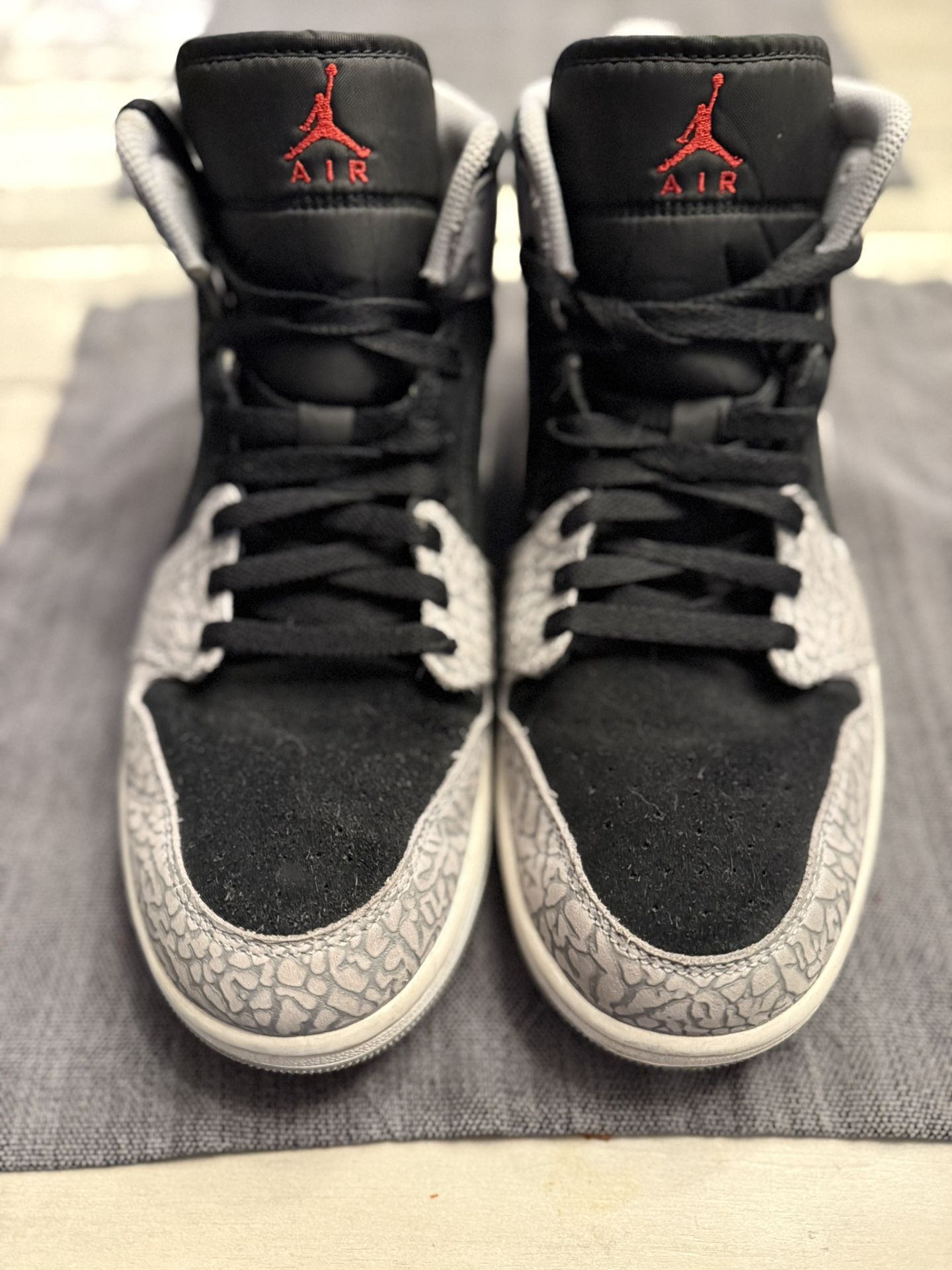 Nike Air Jordan 1 Mid SE "Elephant Print" Black Red  Men's Size 11.5