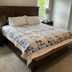 King Bed Frame With Mattress Or Without 