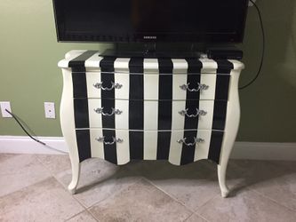 Black and white dresser