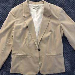 Kensie Beige  Blazer  For Sale 
