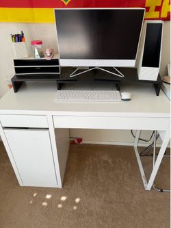 IKEA Desk with HP Computer