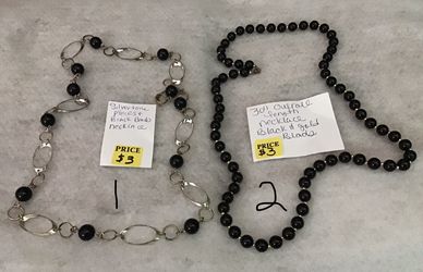 5 Different Fashion Necklaces.    