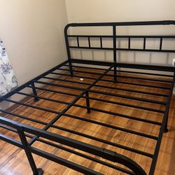 King Metal Bed Frame