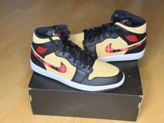 [DZ5329-001] Mens Air Jordan Retro 1 Mid SE 'Tartan Swoosh' Size 11