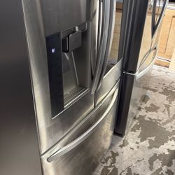 LG Instaview Refrigerator 