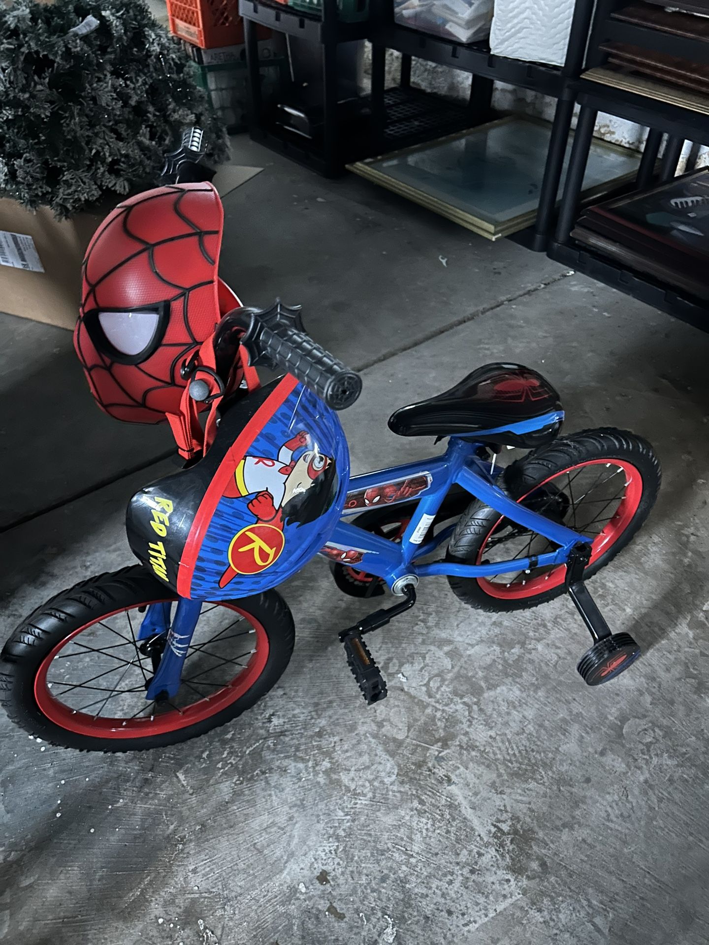 Kids Spider-Man Bike With Training Wheels 