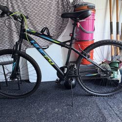 Huffy Mountain Bike 