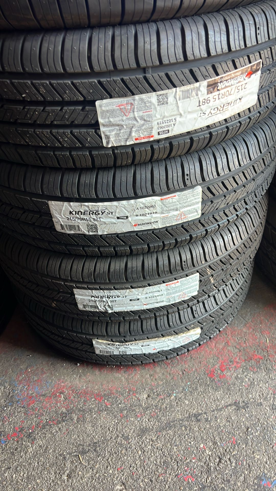 215/70/15 Hankook Tires