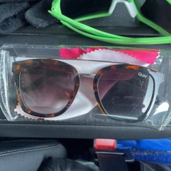 Quay Womens Sunglasses Large 