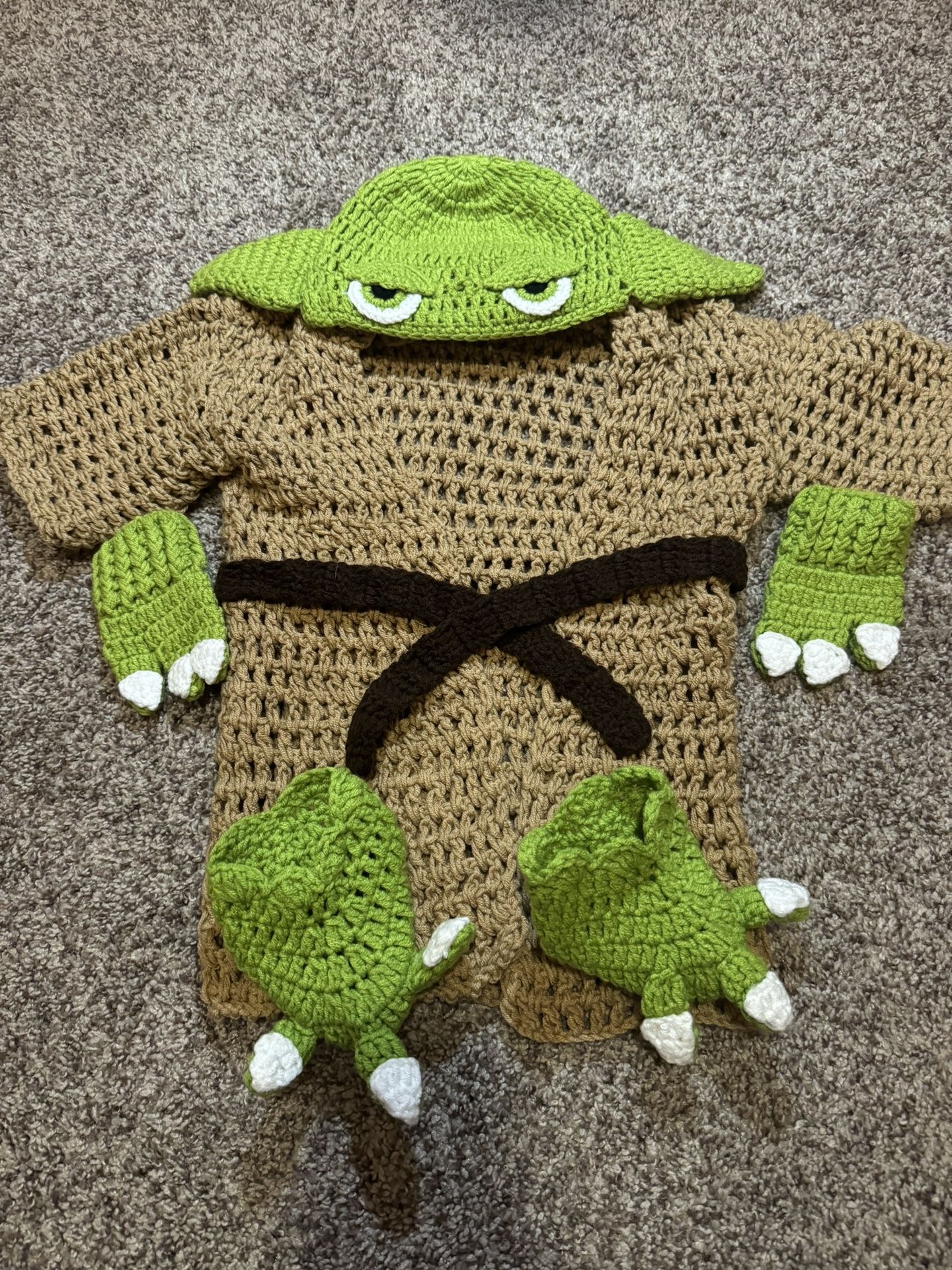 Baby Yoda Costume 