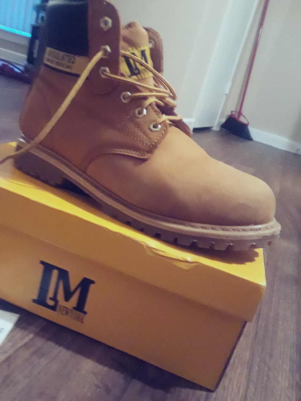10.5 work boots only wear ones