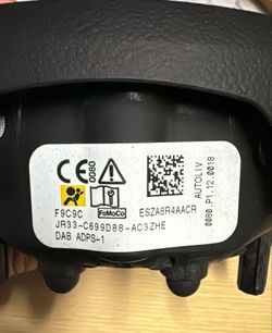 2018-2023 Ford Mustang GT Driver Steering Wheel Airbag OEM