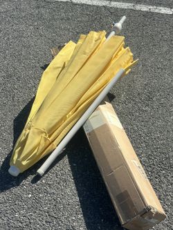 Open Box New Patio /beach 7-1/2 Feet Umbrella NEVER BEEN USED 