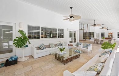 White all weather beautiful high quality mesh patio furniture