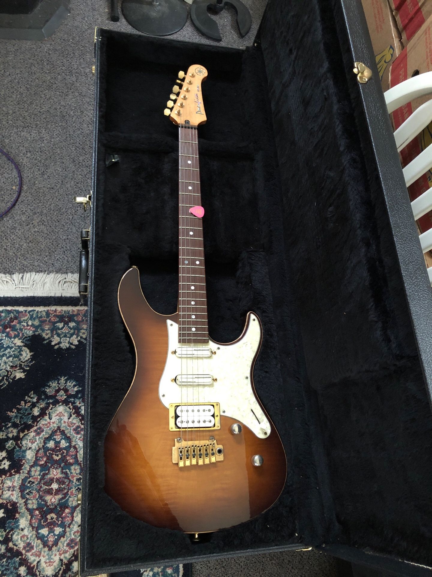 Yamaha Pacifica California custom guitar