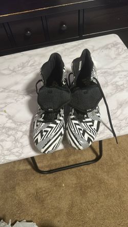 Football Shoes Sizes 12