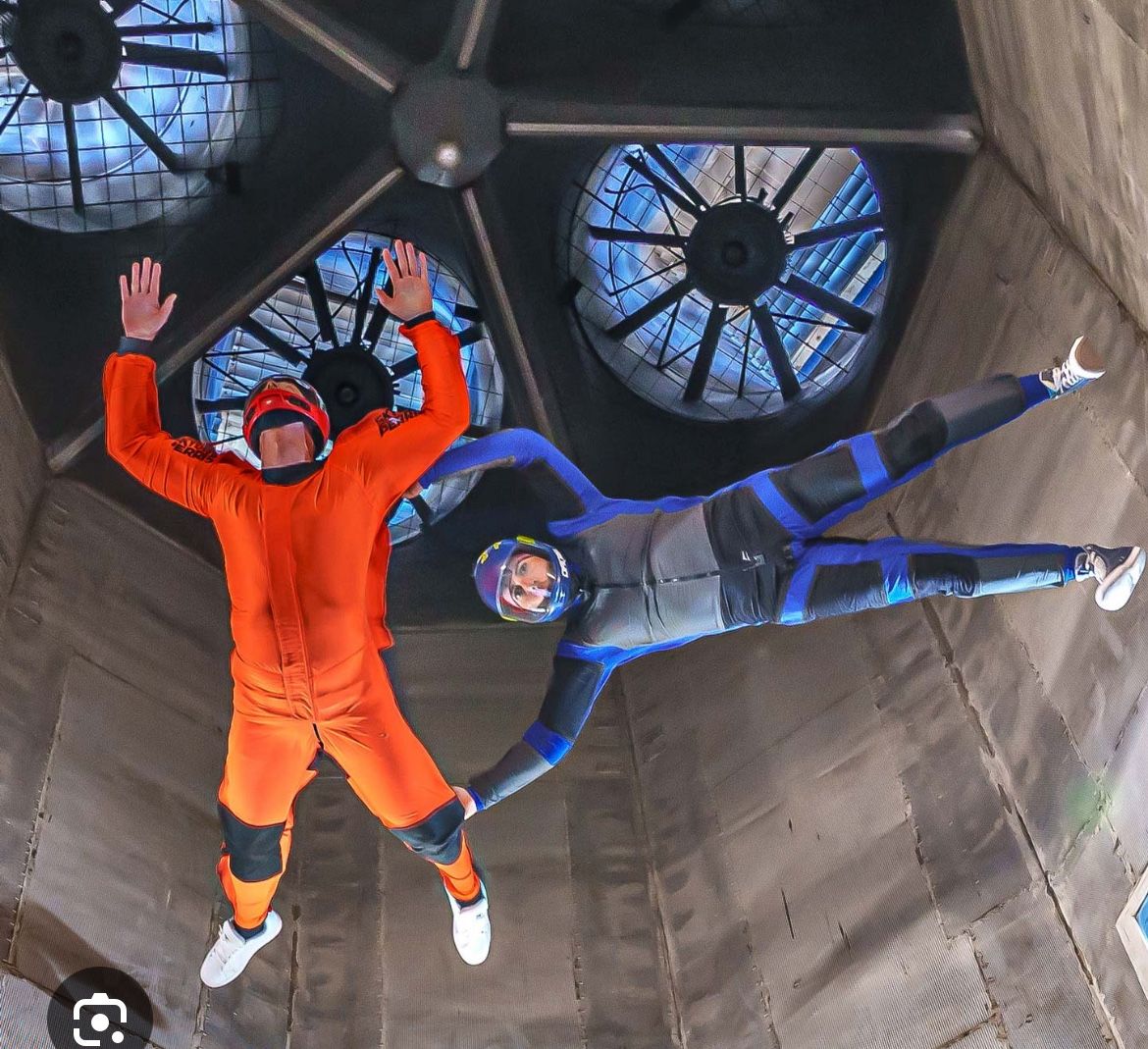 4 Dive Skydiving Package Perris Indoor