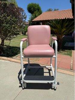 Save Yourself Some Money!! Lumex GF(contact info removed) Hip Chair (Read Description)