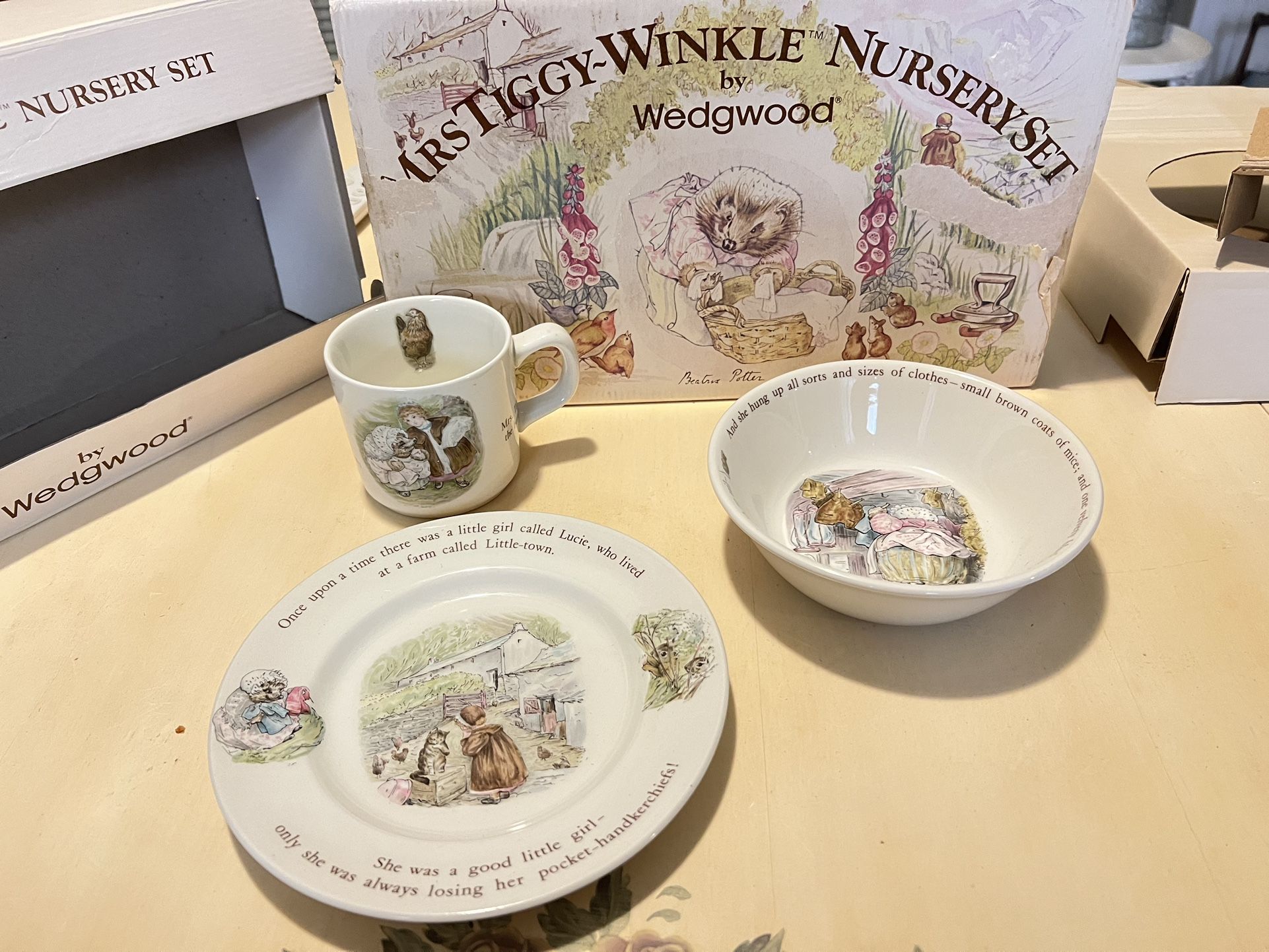 BEATRICE POTTER Mrs Tiggy-Winkle Nursery 3 Piece Set Bowl Cup Plate By Wedgwood Vintage Made in • ENGLAND