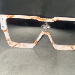 LV Sunglasses 