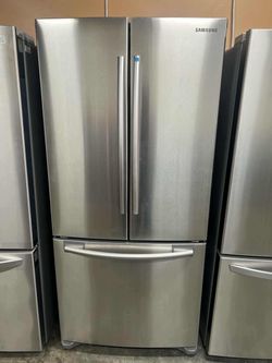 Refrigerator Samsung 30 wide