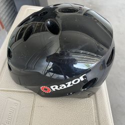 Razor Helmet (medium)