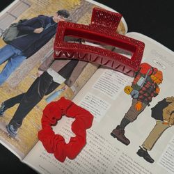 Red Hair Accessories Set – Claw Clip & Scrunchie