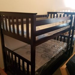 Solid Wood Twin size Bunk bed frame. Bunkbed