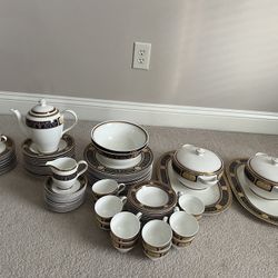 Very Beautiful dishes For Sale 