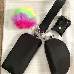 Wristlet pouch bundle 🖤