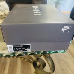 Air Jordan 9 Retro  $160