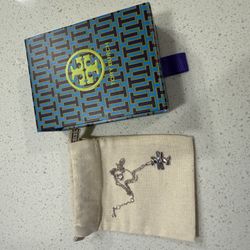Silver Twisted Tory Burch necklace - PICK UP ONLY