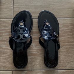 Black Tory Burch sandals Size 8.5