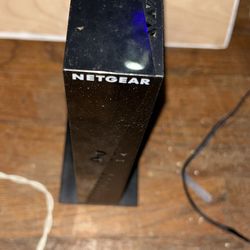 NETGEAR - AC1750 Cable Modem + WiFi Router